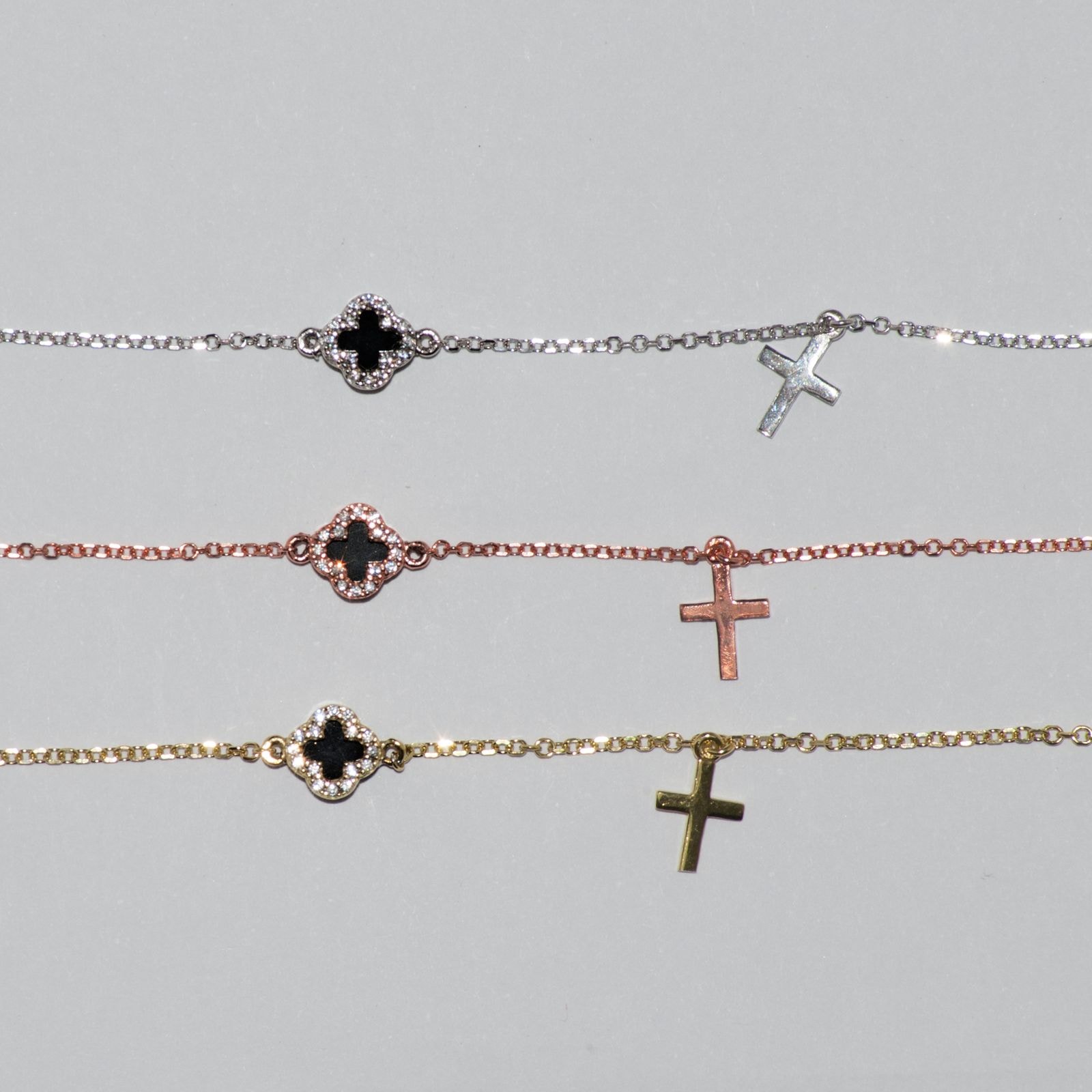 B133 Double Face Cross Design Bracelet Size 1